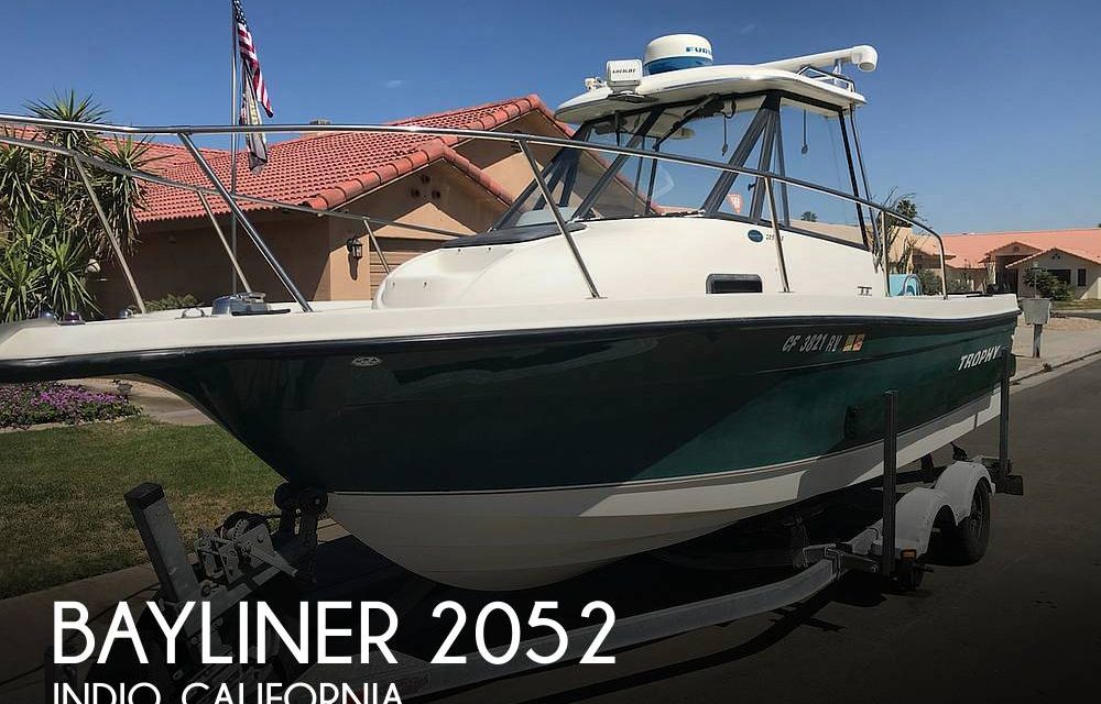 2006 Bayliner Trophy 2052 WA