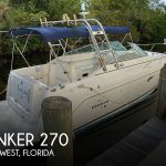 2006 Rinker 270 fiesta vee