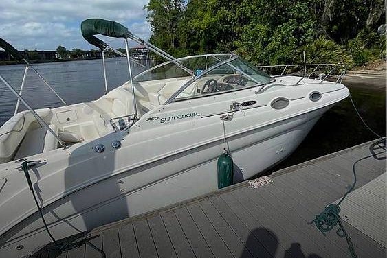 2003 Sea Ray Sundancer 260