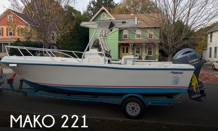 1997 Mako 221 Center Console