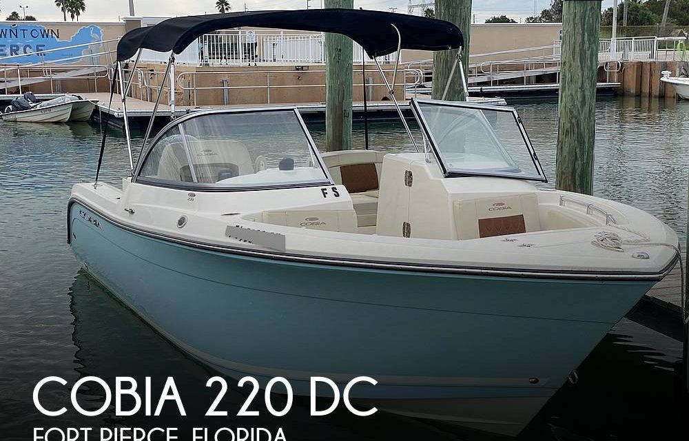 2023 Cobia 220 DC