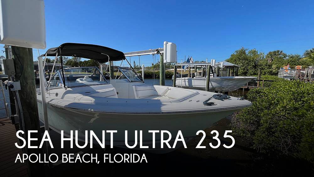 2015 Sea Hunt Ultra 235