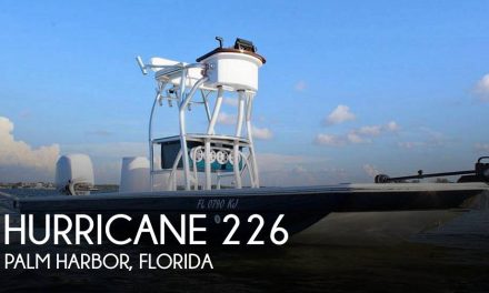 1997 Hurricane 226