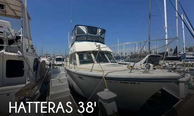 1975 Hatteras 38 Double Cabin