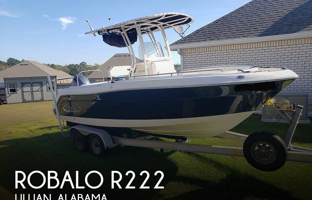 2015 Robalo R222