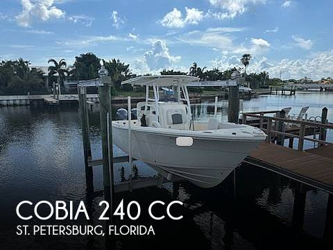 2021 Cobia 240 CC