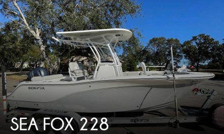 2021 Sea Fox 228 Commander