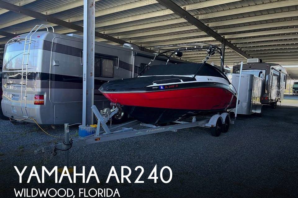 2013 Yamaha AR240