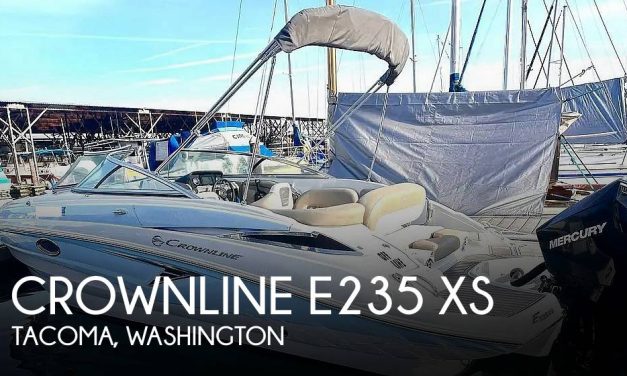 2023 Crownline E235 XS