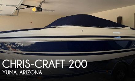 2001 Chris-Craft 200