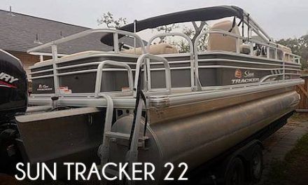 2022 Sun Tracker 22