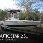 2016 NauticStar 231 Angler